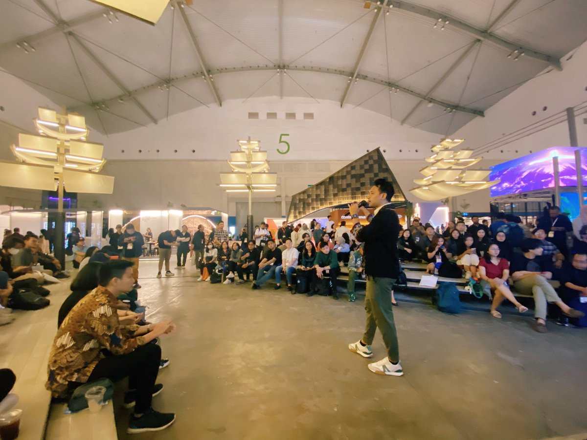 benvaldi's tweet photo. full house in our talkseries at ARCH:ID 2024 day 2 ✨✨✨ #ArchID #architecture #architect https://t.co/3LsPZxmQoD