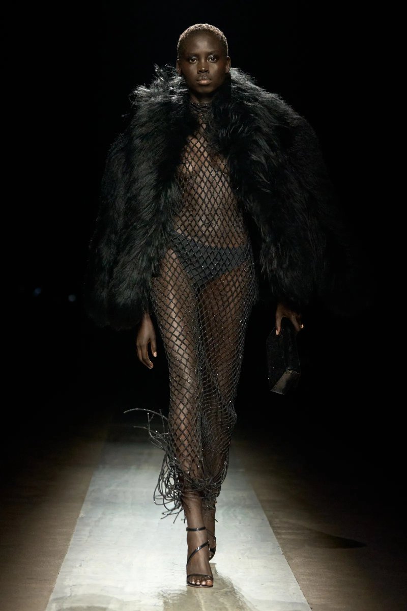 ~ TomFord·F24 ready-to-wear: Vanilla Sex◝ 
'If the brand is all about seduction, we need to feel something when we see these clothes, we need to feel who &amp; what seduction is now.
As a designer, Ford was a man of excesses, &amp; before he sold the brand he was fond of pushing his