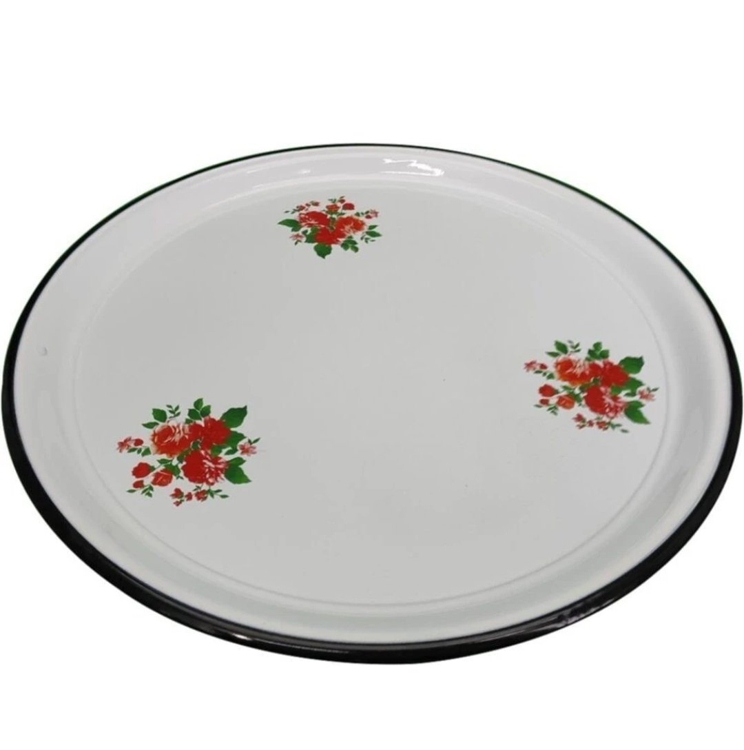 Bunun adı 'Sini'dir yeri buzdolabı ile duvar arasıdır. Aksini iddia eden bizden değildir