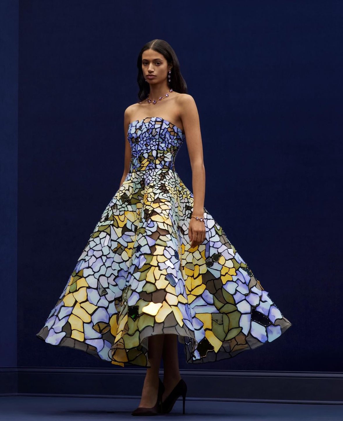 オスカーデラレンタ ドレス ブラック フリル アシンメトリー Oscar de la Renta（オスカー デ ラ レンタ）の新作ウェディング