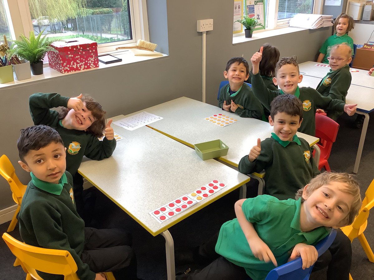 Chess_WPA's tweet image. Chess Class have been practising our number bonds to 20. We played games to help us to remember them! #happychildrenlearn #watersidemaths