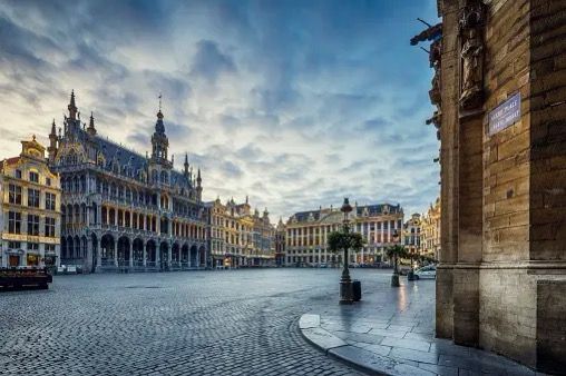onlyremoteio's tweet photo. Searching for job openings in #Belgium? 🇧🇪 Check out our job listings in Belgium 👉https://t.co/phtRKRzVOM 

#java #dotnet #php #java #developers #coding #programming #hiring #jobs #jobsearch #techjobs #jobopportunities #onlyremote https://t.co/eprMZw1ROO