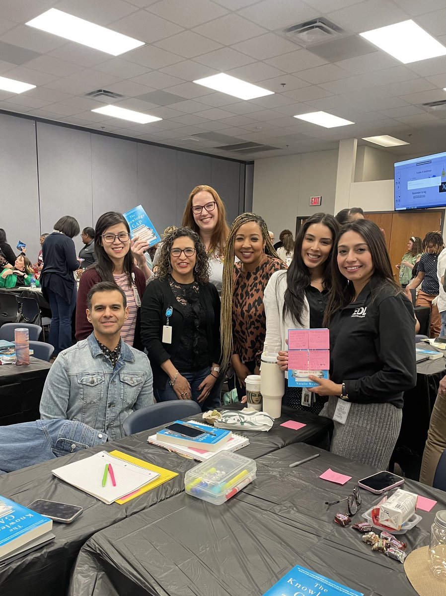 So much learning going on this morning at <a href="/gisdnews/">Garland ISD</a>! Love being part of a school district that prioritizes growing professionals and student success 🎓 @GISDLiteracy <a href="/GISDTLD/">Teaching & Learning Development</a>