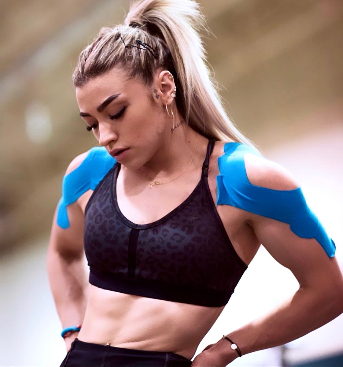 Cambei Mihaela Valentina
#musclewomen #bodybuilder #fitnessmodel #womensphysique #femalebodybuilding #fbb #femalemuscle #girlswholift #fitgirl