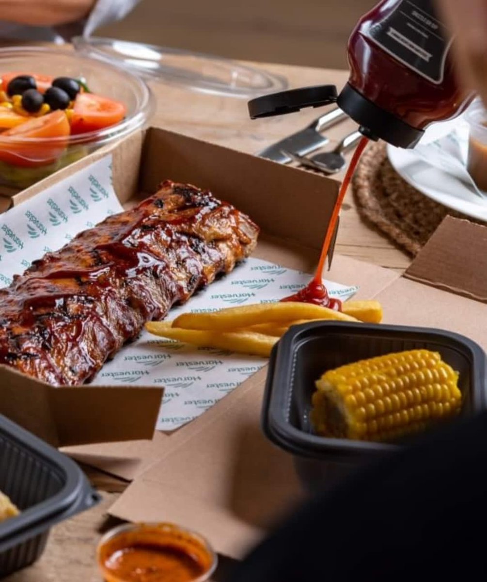 HarvesterMpark's tweet photo. It's time for Netflix and grill 😋 👨‍🍳

We do the grilling, you sit back and relax 😌 

#UberEats #Deliveroo #JustEat #Clickandcollect https://t.co/XEinxGjbc4