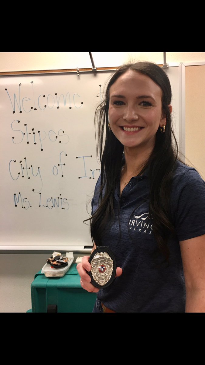 burrisstipes's tweet photo. Thank you to @thecityofirving Water Department for partnering with @IrvingISD 2nd grade GT students @stipesstallions. Jacie Lewis, Sydney Underwood, Hannah Parks, &amp; Bo Allen made a huge Splash with their Water Conservation Presentation &amp; demonstration of Water Pollution.💦 https://t.co/e6D7kaLd2y