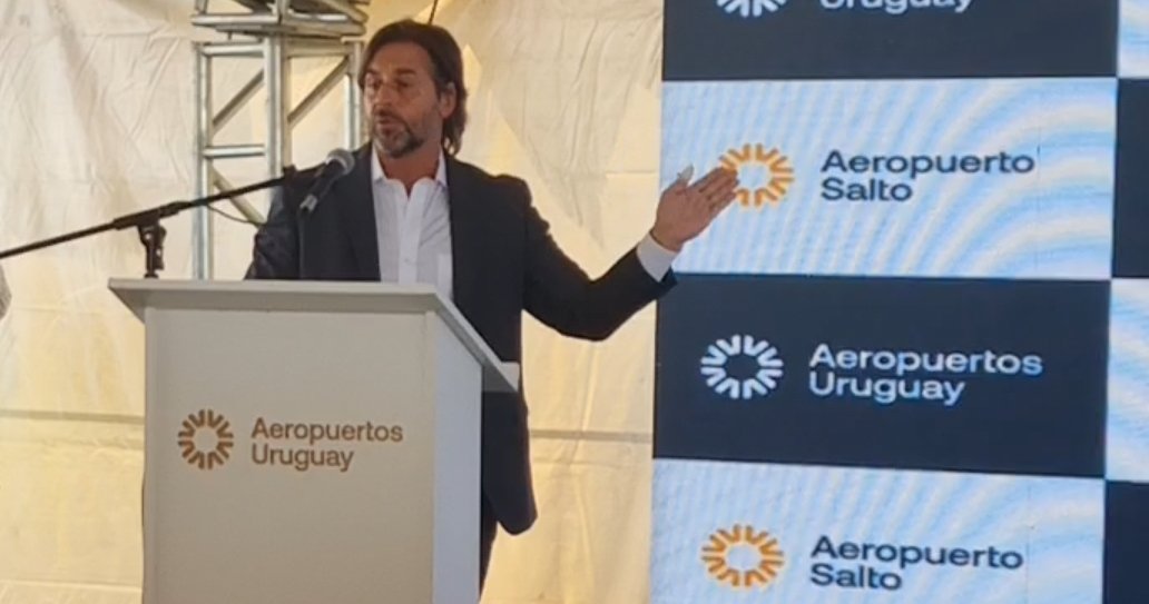 jorgegandini's tweet photo. Un nuevo aeropuerto internacional se inaugura en Uruguay. Esta vez se cortó la cinta en Salto con la presencia del Presidente @LuisLacallePou; una nueva obra que coloca a nuestro país en una red de conectividad aérea, terrestre y marítima. https://t.co/2mFVjqrMpI