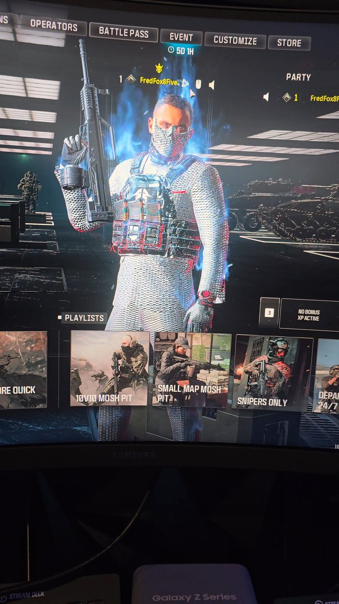 FredFox8Five tweet media