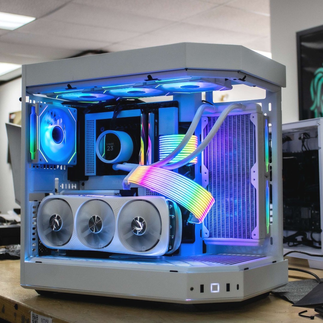 apexgamingpcs's tweet photo. Who wants this PC? https://t.co/iQRTp6GxhF