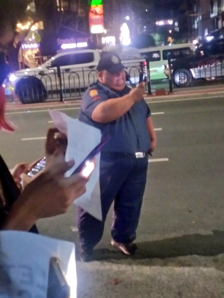 Seryoso pulis to @pnppio ?
hindi makakahabol ng kriminal.
Sumakay lang at bumaba sa mobile eh for sure hirap to.
Mas liability ito kapag kasama sa operation.