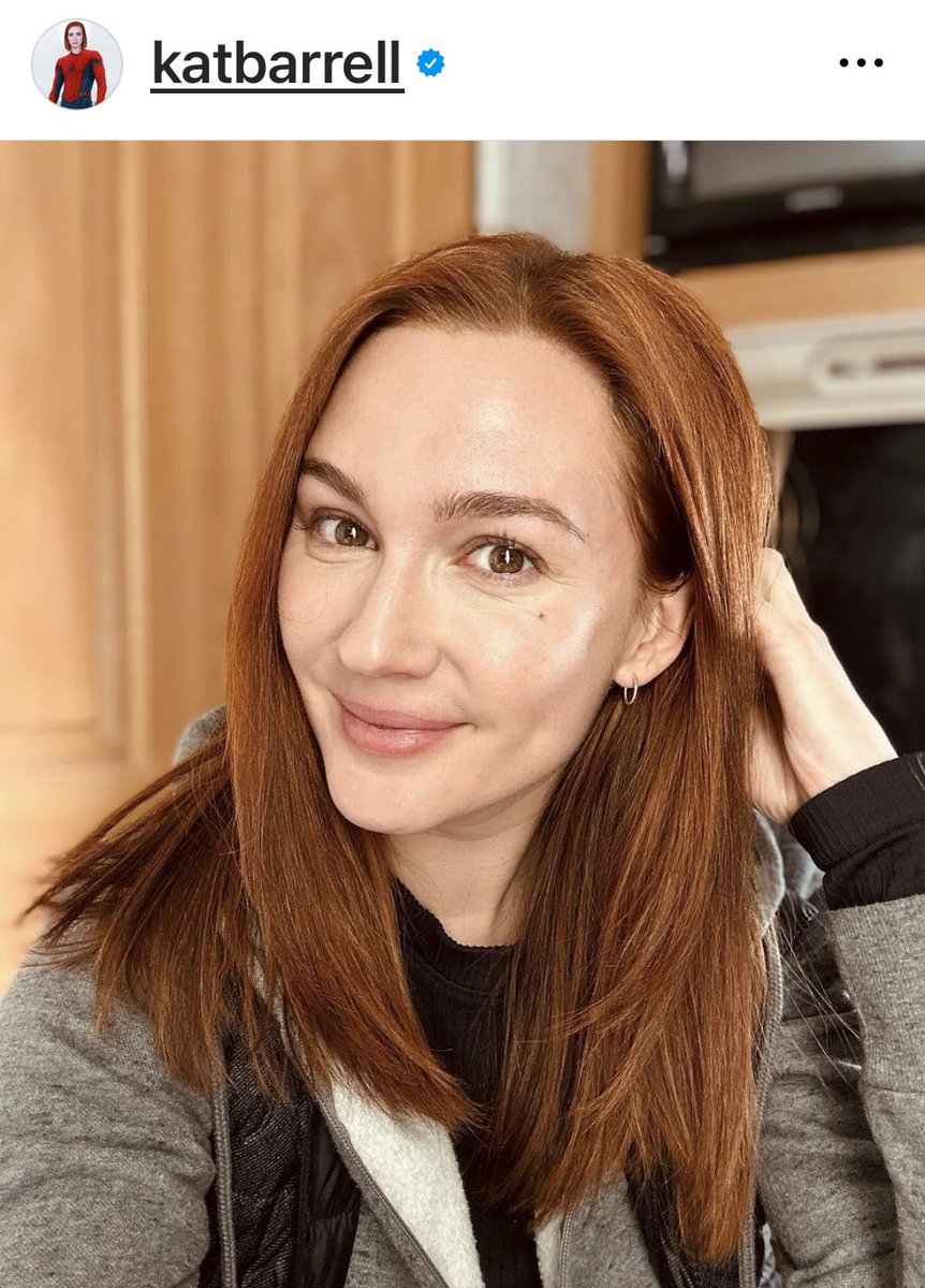 WayHaughtsAunt's tweet photo. 🚨 Red Alert!! 🚨 This is your reminder to never give up… #WynonnaEarp is back honey!!! ❤️❤️❤️ https://t.co/9uttaMR4rt
