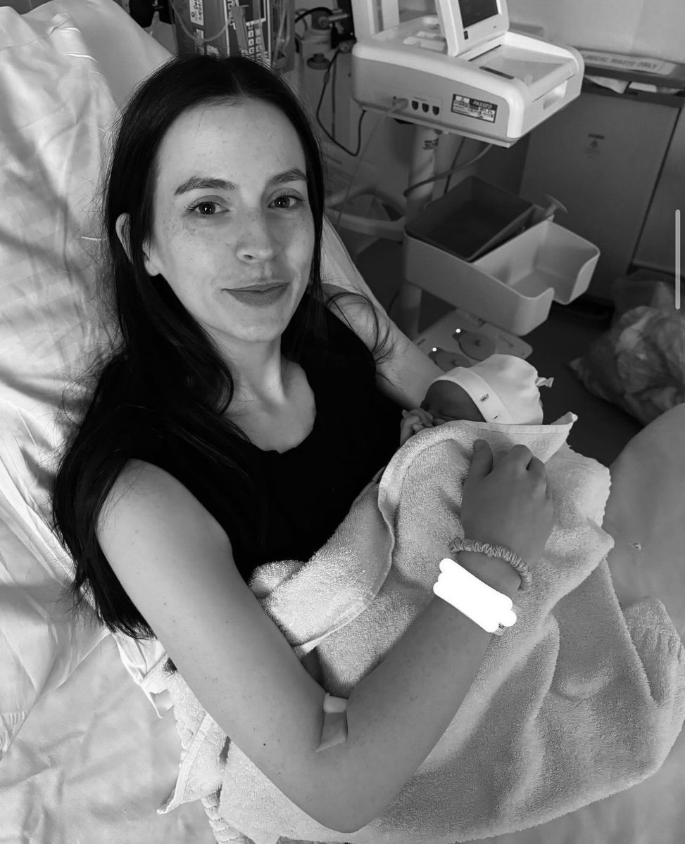 SiriusXMHits1's tweet image. GEMMA HAD A BABY AND HARRY IS AN UNCLE OMG CONGRATULATIONS 👼