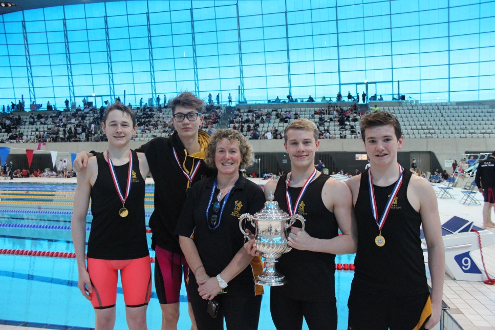 Old Instonians tweet media