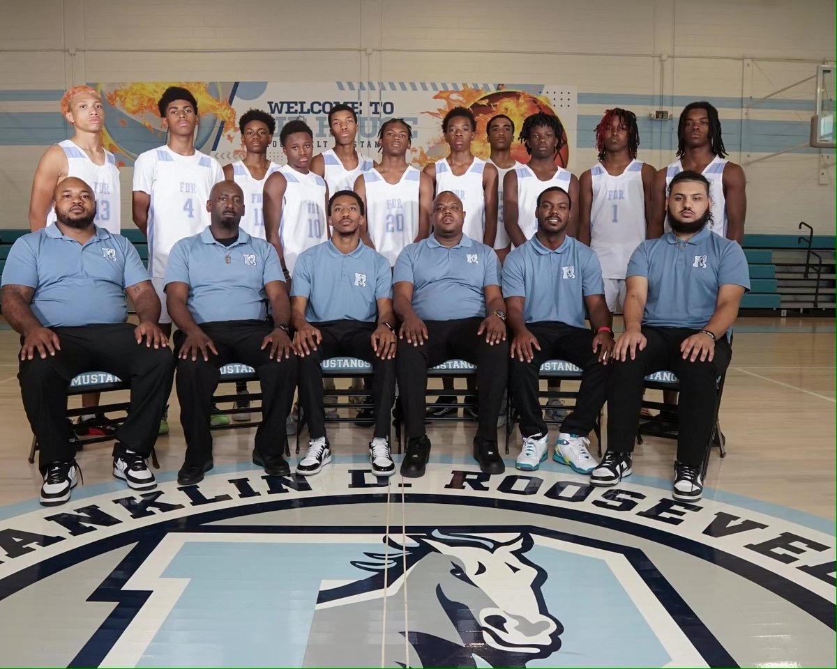 The "Velt" family is sending a great big congratulations to Coach Booker, his coaching staff and the players for a great run this season. We are looking forward to an even better year for the 2024-2025 school year. We applaud you as we continue to build our team #brickbybrick