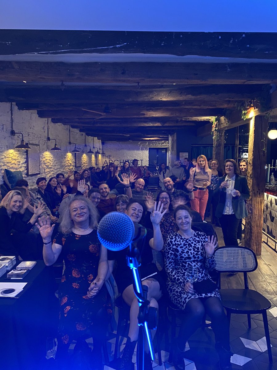 hannahscottuk's tweet photo. Lush gig @IndigoBristol last night 😍
#viewfromthestage https://t.co/vamlO6i5qW