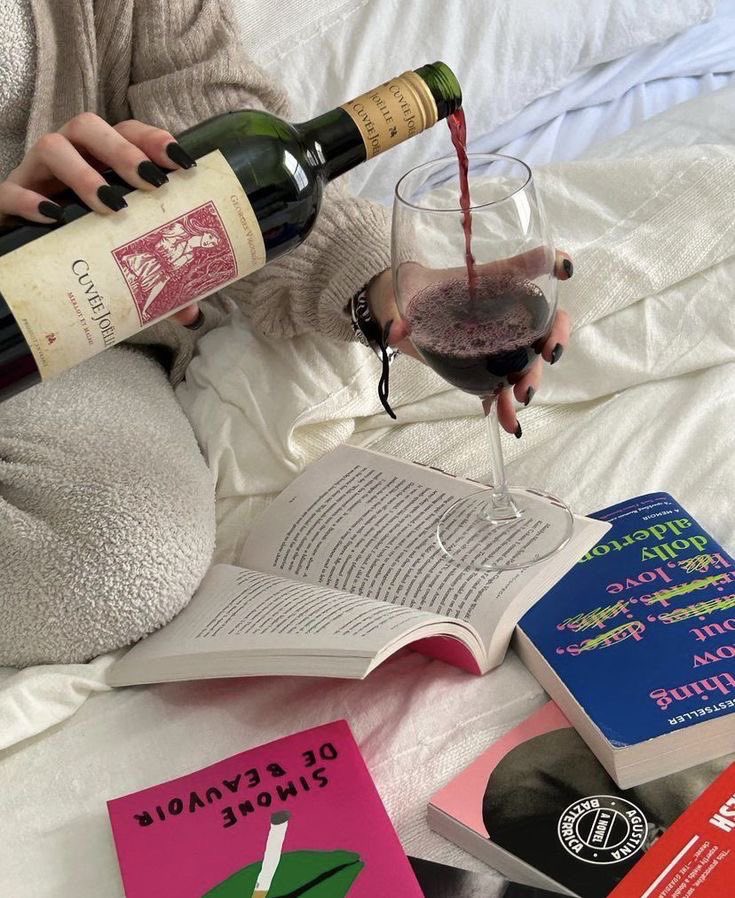 thatssohaute's tweet photo. the tortured poets department https://t.co/yCXYxsZgEs