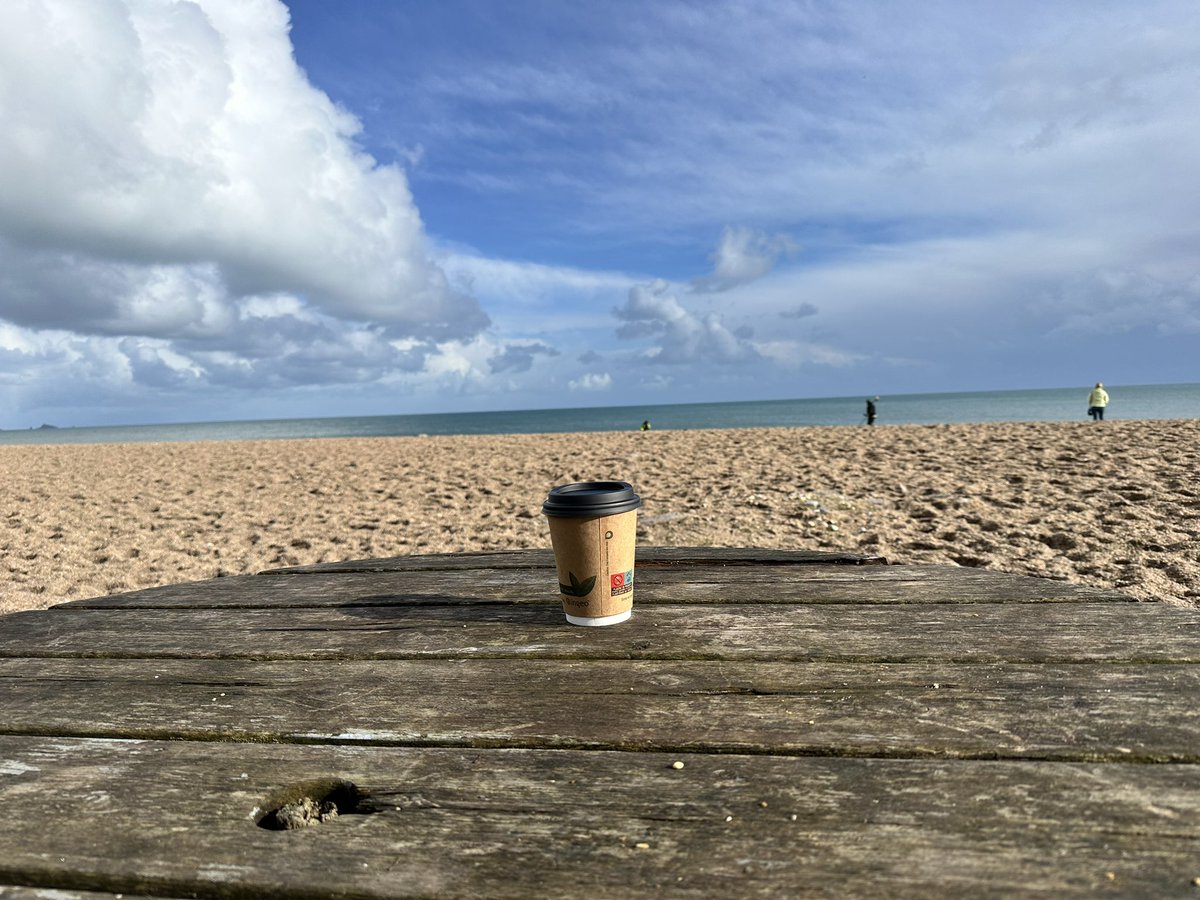 Scottie0201's tweet photo. Beautiful South Devon #wellbeingfriday was most definitely required this week https://t.co/tZQz5pg6rf