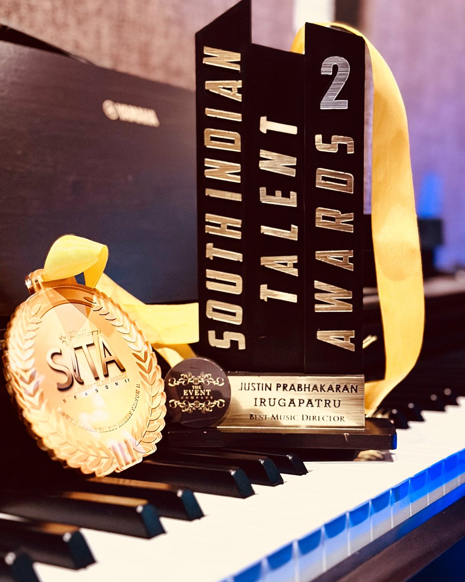 Thanks a lot @sitaawardsoff 🤗 thanks to my entire music team and movie crew 🤗 #irugapatru #bestmusicdirector #sitaawards @iamVikramPrabhu @Shraddhasrinath @vidaarth_actor #Shri @abarnathi21 #SaniyaIyyapan @gokulbenoy @eforeditor @justin_tunes @YDhayalan @rthanga @prabhu_sr