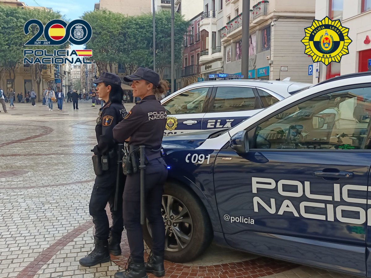 policia's tweet image. 🚔Detenido un varón en #Elche que robó varios objetos religiosos y musicales de una #parroquia 

El detenido fue descubierto por el sacristán, que llamó 📞 a los agentes 👮‍♀️👮

👉 El juez decretó su ingreso en prisión ya que contaba 

#OperaciónConjunta con @policiaelche 🙌