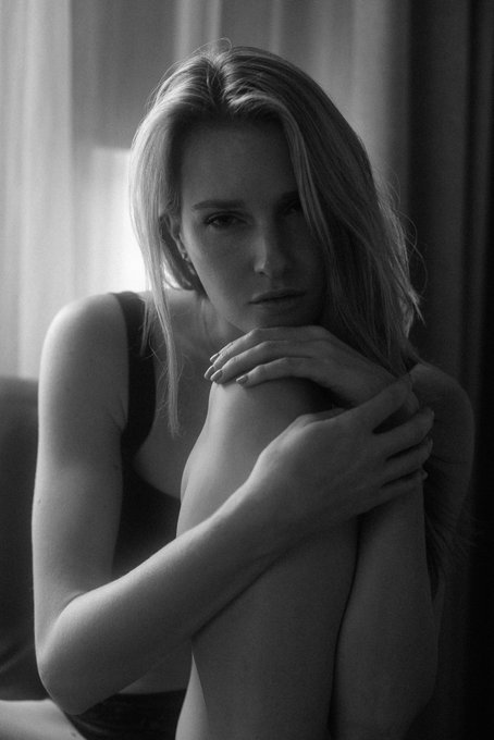 No need to sit and wonder&hellip; all your deepest desires are waiting for you right here 😈👉 https://t.co/Oppg983UES Ph:<a href="/tag/mvsales"class="tags"><span>#mvsales</span></a>