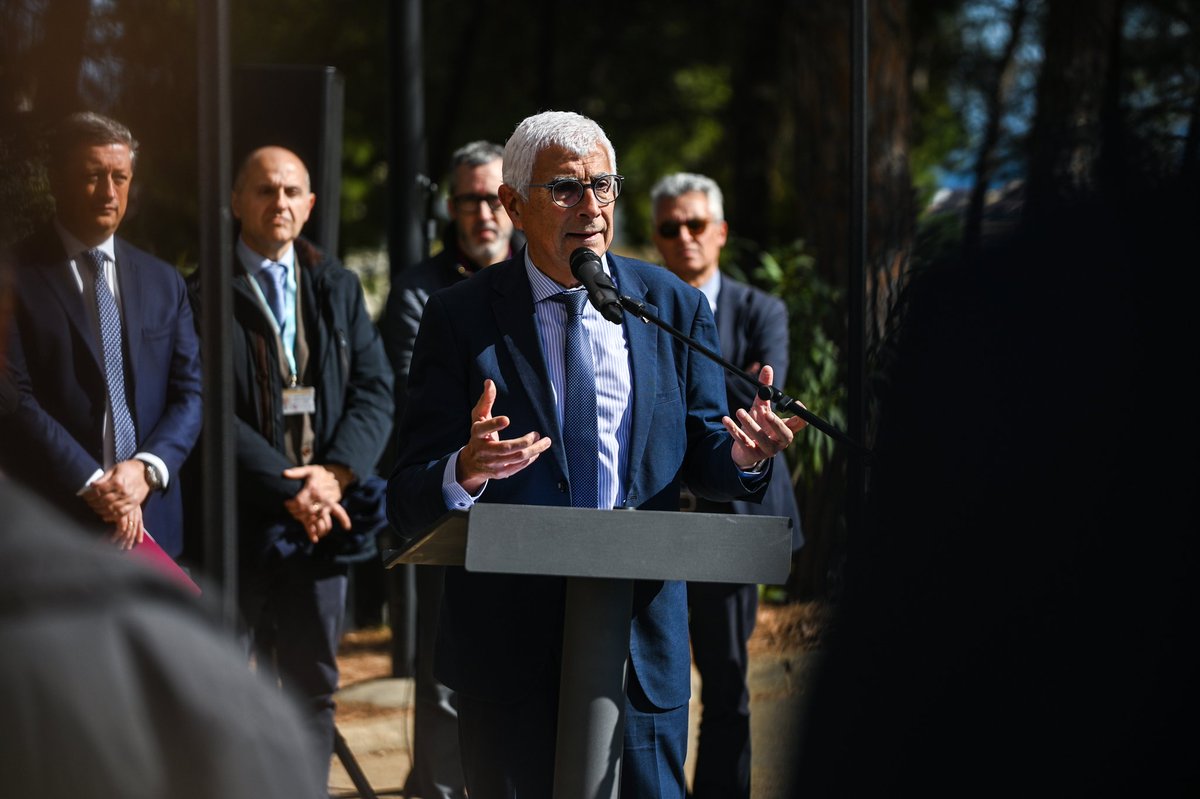 La primera pedra del Centre d'Atenció Intermèdia Integrada de Barcelona (CAIIB) és un exemple de com mirem diferent els pacients amb alta complexitat, tant des d'una atenció preventiva per evitar descompensacions i ingressos innecessaris com amb ingressos d'estada curta.