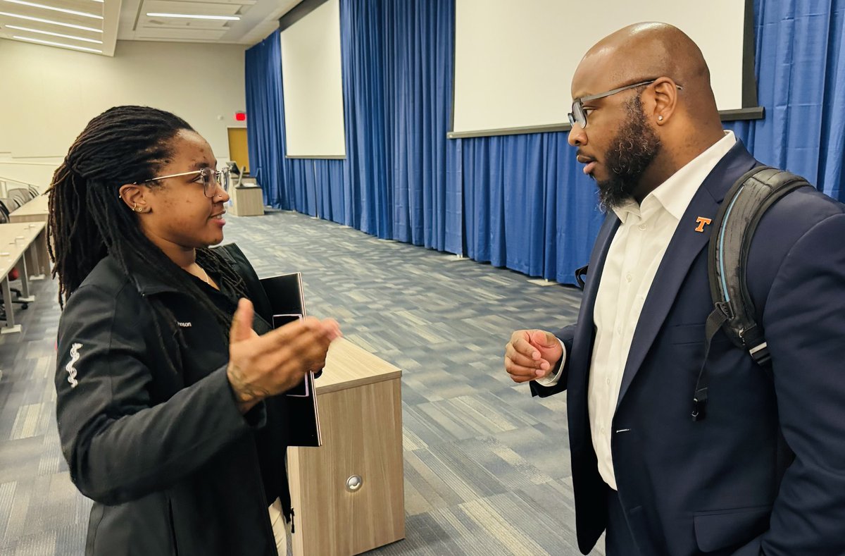 Mike Lamb, PhD (@mikelambphd) on Twitter photo <a href="/doc_thoughts/">Deadric T. Williams</a> brought the audience to their feet for an extended (richly deserved) standing ovation…and then he stayed on to continue the conversation with all of us who needed to hear even more (pictured with superstar Jacobs student Sydney Johnson) <a href="/doc_thoughts/">Deadric T. Williams</a> brought the audience to their feet for an extended (richly deserved) standing ovation…and then he stayed on to continue the conversation with all of us who needed to hear even more (pictured with superstar Jacobs student Sydney Johnson)