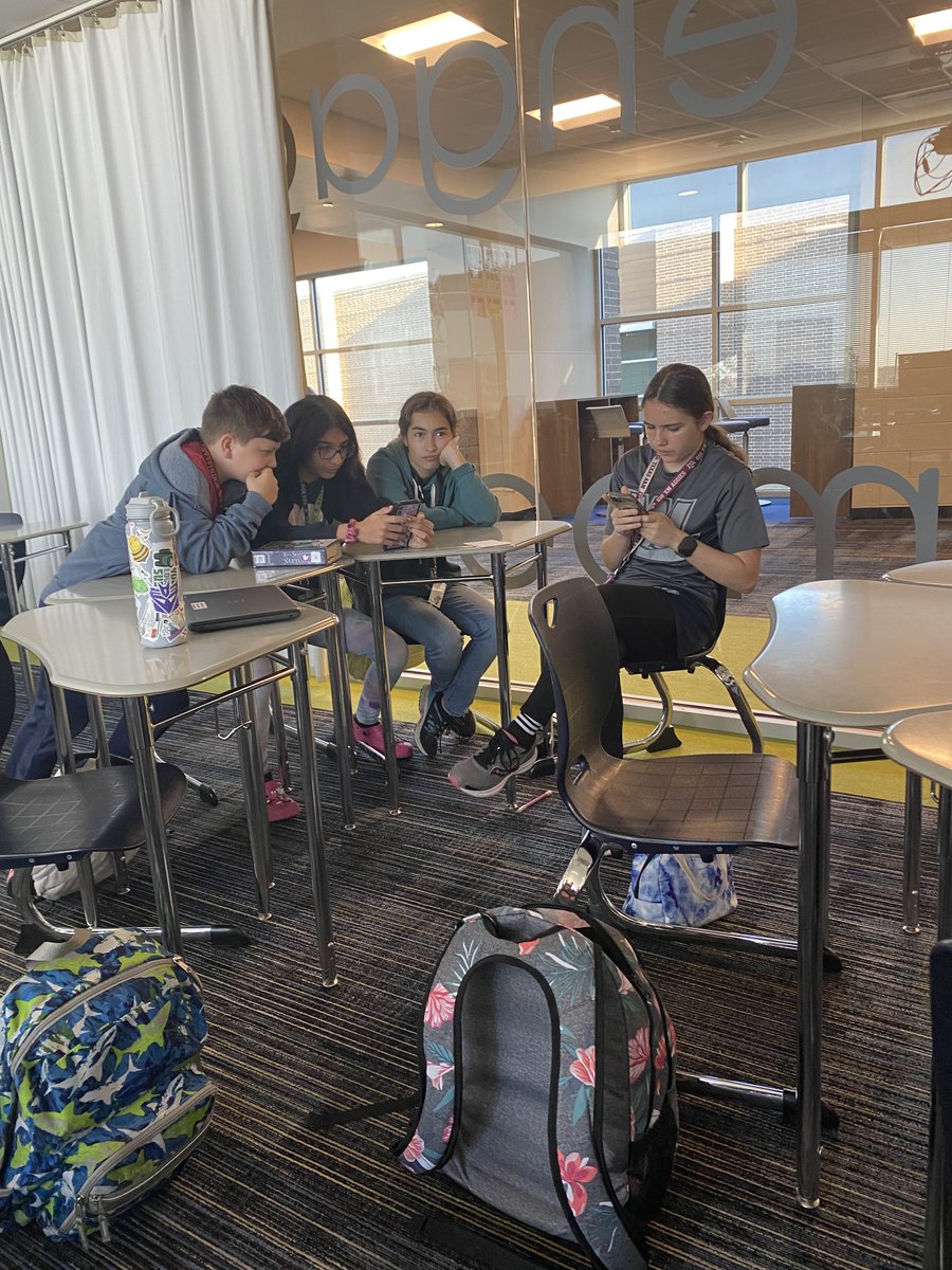 TechbraryNewman's tweet photo. Battle of the Books teams getting ready for the competition in April! Teams met this morning to play a Quizlet with questions written by our BOB members #thehumblelibrarian @HumbleISD_WLMS @kellycoxWLMS https://t.co/KUjtiNYV3C