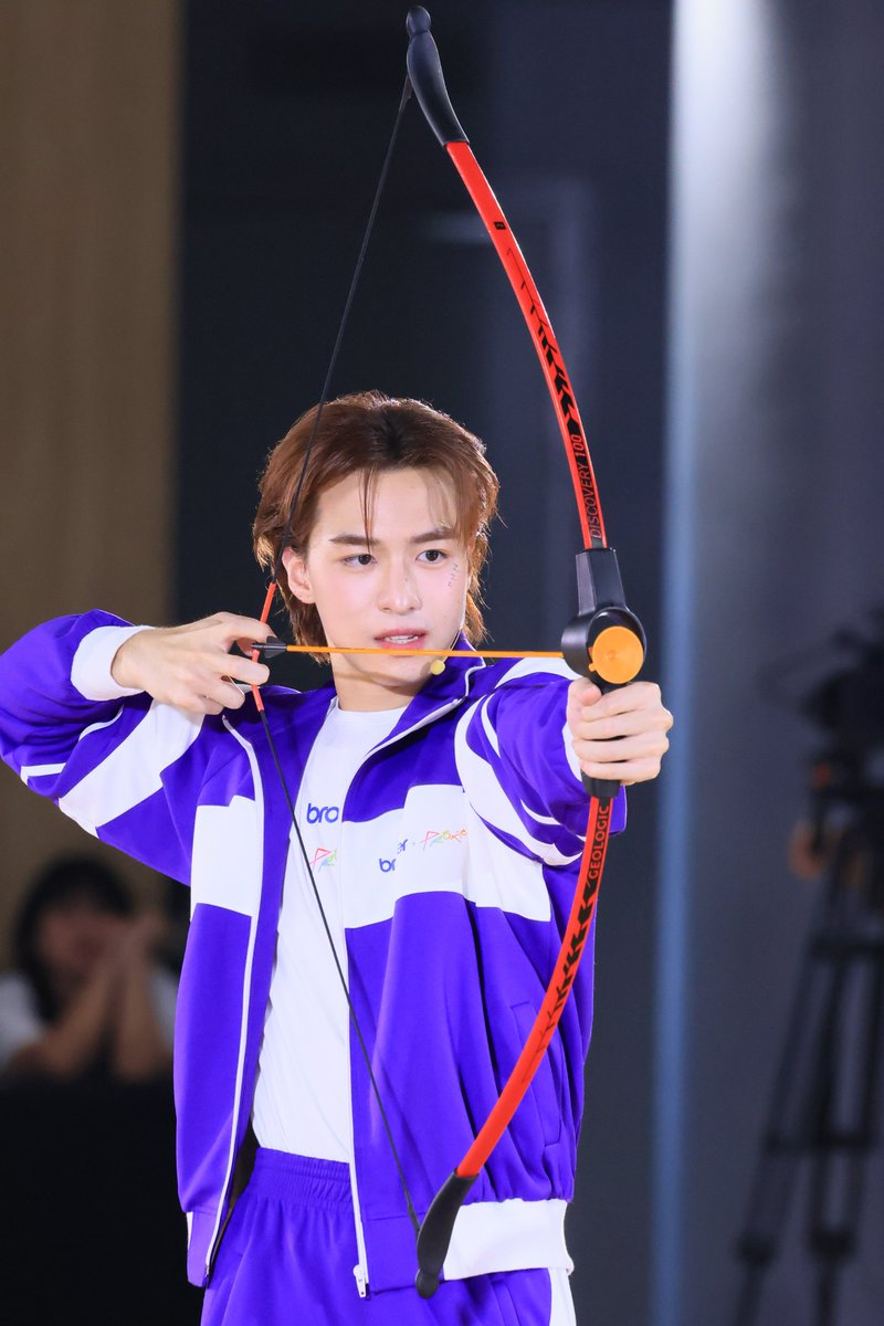 BrotherThailand's tweet image. 💜ประธานสีจารย์วิค ม่วงง่วง ม่วงจะนอน แต่ม่วงเก่งมาก!

#ช้อปบราเดอร์เจอPROXIE #BROTHERxPROXIE #BrotherThailand #อินทุกแมตช์BigSportDay #PROXIEth #PROXIEVictor