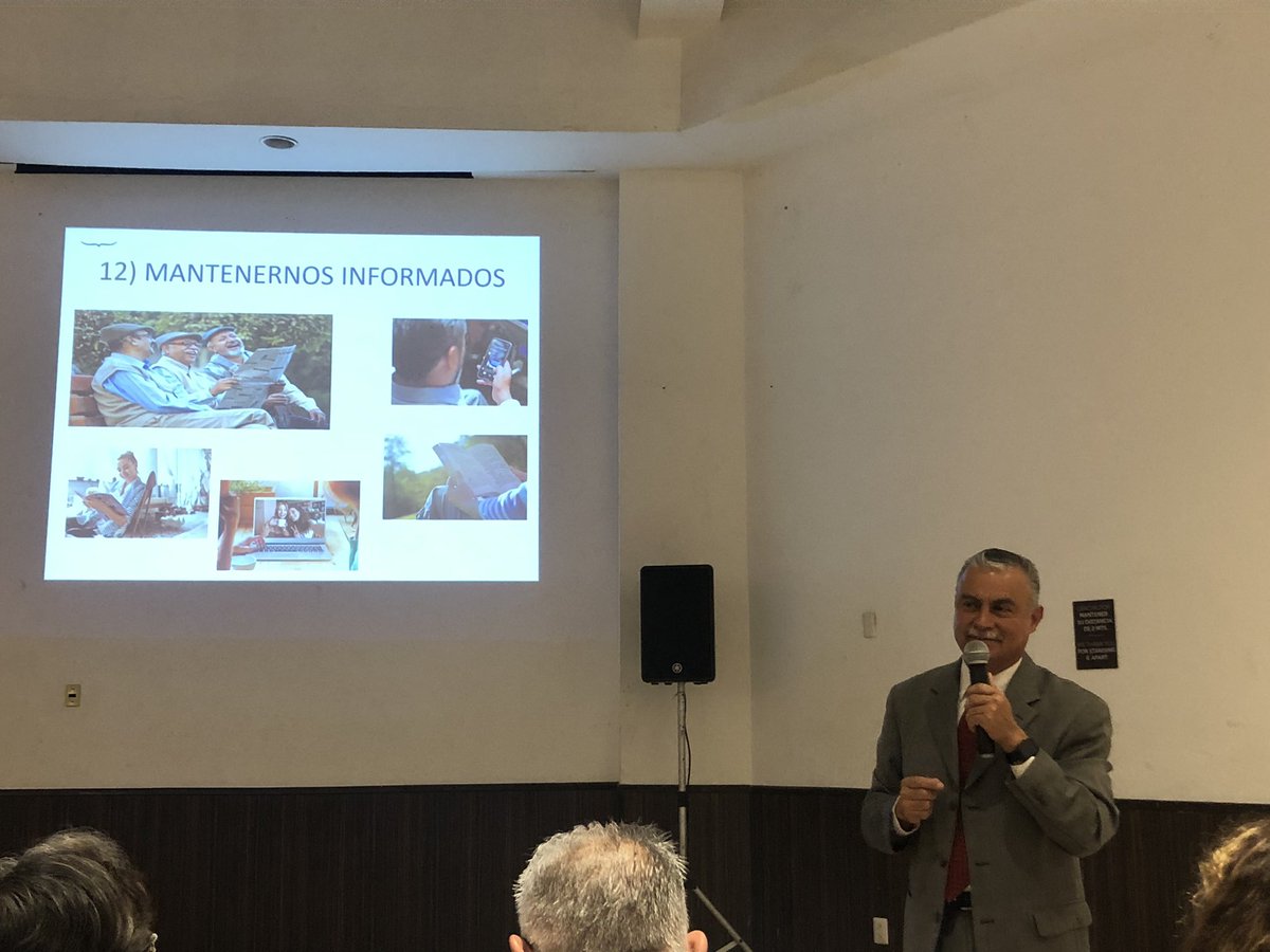 karinaafort's tweet photo. Ponencia del Lic. Francisco Armenta Serrano @bacfas 
Los jubilados y pensionados en el IMSS en el Mexico de hoy.
#8CongresoNacionalUncimss 
@samantilope @juan_lafarja @Alejand99306940 https://t.co/9B8EViL65l