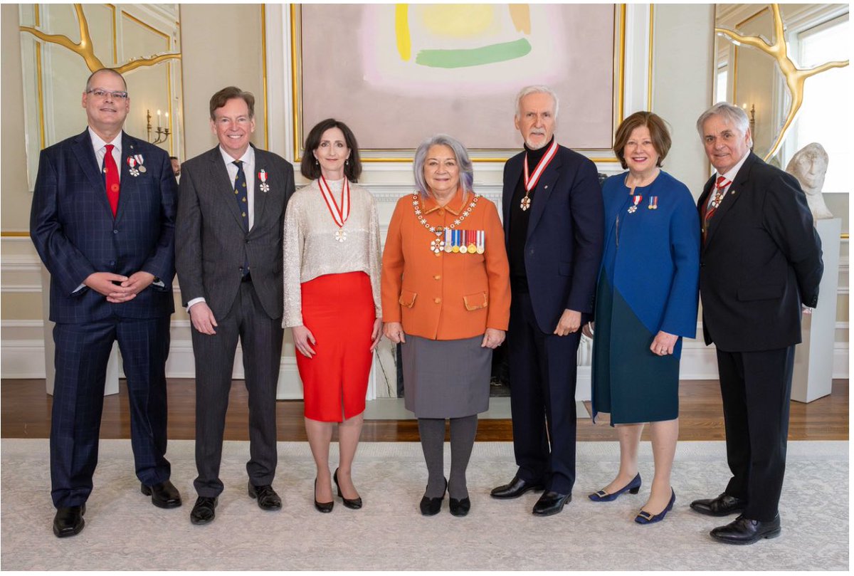 Proud to be Canadian and honored to be part of this group of @RCGS_SGRC Fellows. Photo from just after the Order of Canada Ceremony 02-22-2024
