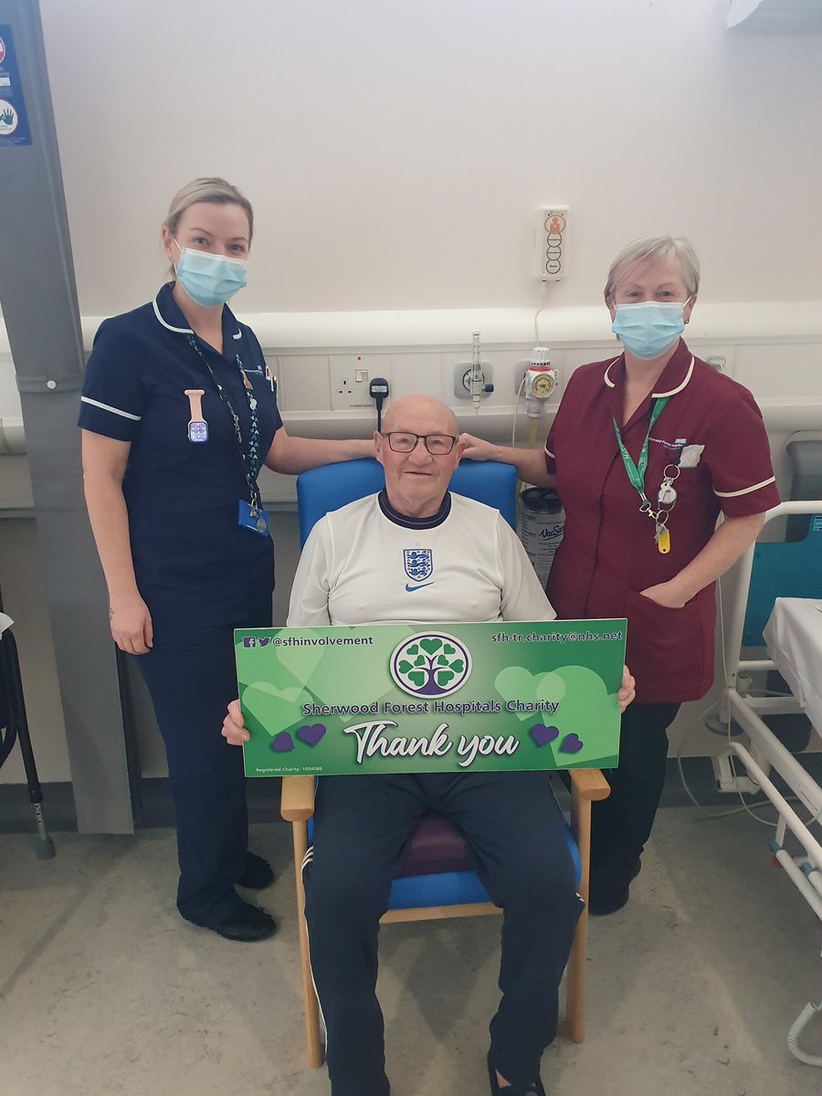 Ward Leader Rachael and House Keeper Joanne from Ward 11 were extremely grateful to SFH charity for funding a dining table and chairs for patients and visitors 🙂 @JoFort1973 @MarieSissons1 @trevorhammond10 @SFHFT