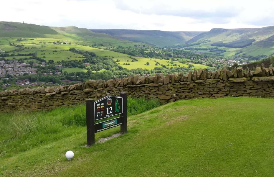 Hititstiff's tweet photo. Saddleworth - A fantastic mix of moorland &amp; parkland holes, with rolling hills and tree-lined, sloping fairways, every one offers something slightly different. The views are breathtaking and even if you play badly, like I did, you'll have fun doing it. Brilliant. ★★★★★ https://t.co/nda0mDDOyG
