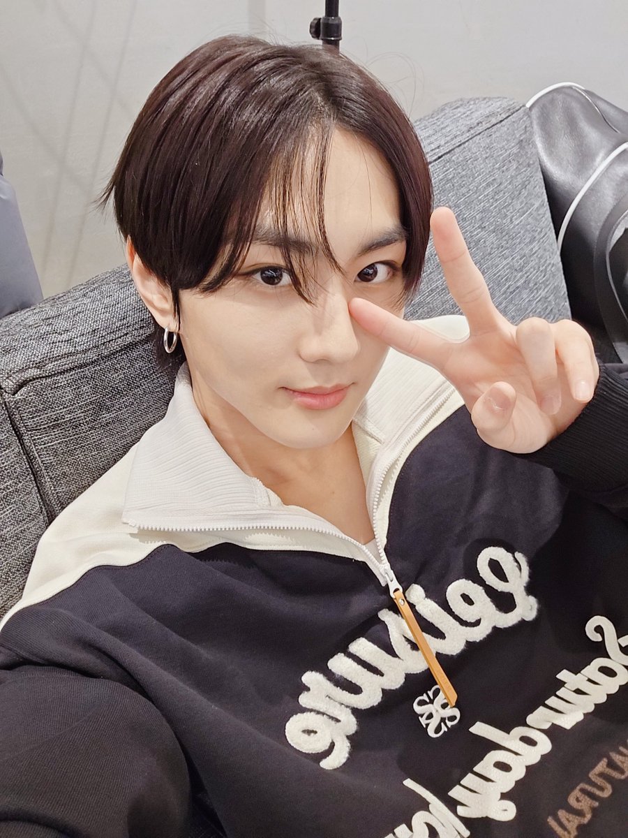 정원이 오늘 너무너무 수고했어🫳🏻🫳🏻
내일 보자~ 내일도 화이팅!!💕💕💕💕