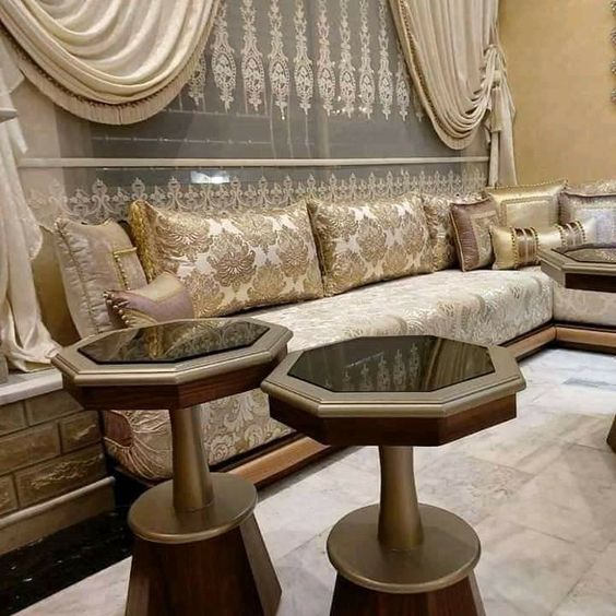 x_zain1's tweet image. استغرب بعض الناس باقي يتشري الاثاث غالي 😰 و هو يقدر يشتري بنصف السعر !
تحت التغريدة بحط لكم متاجر لبيع الأثاث بـ جودة عالية وبأسعار معقولة :