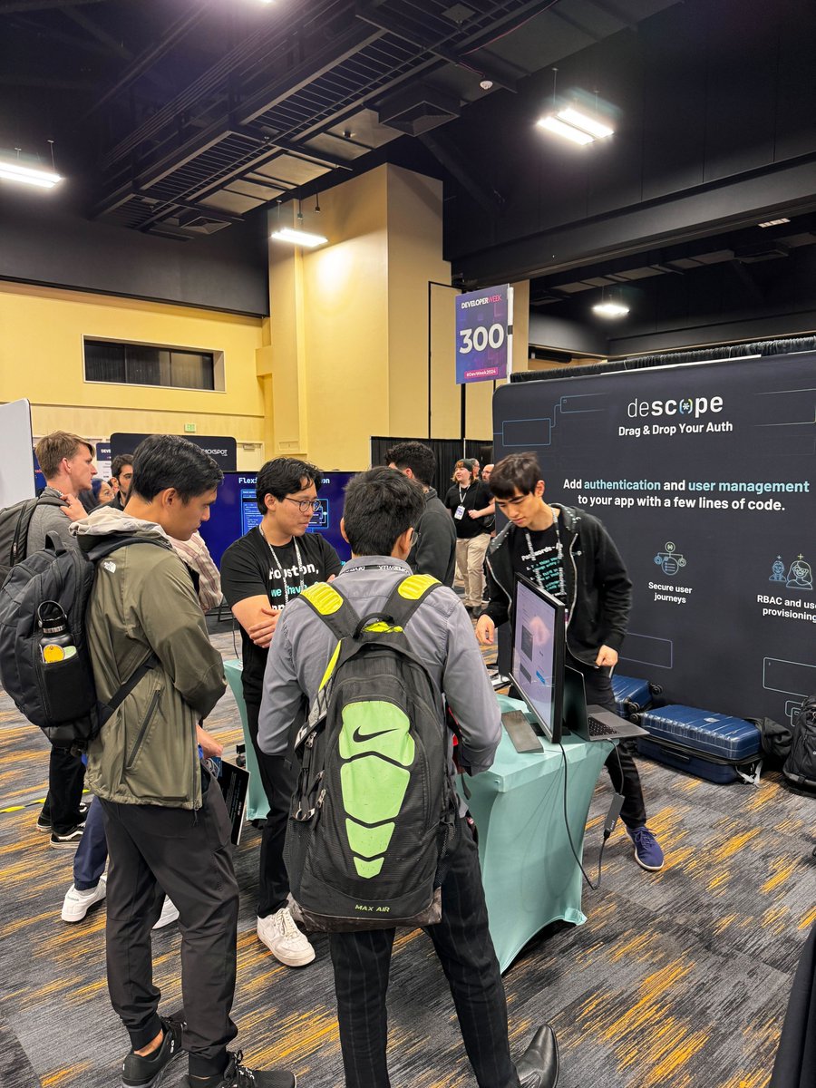 descopeinc's tweet image. 🤯 @DeveloperWeek has been quite something!
It has been super fun manically juggling booth demos, introducing @descopeinc on the main stage, and answering questions from hackathon participants.
If you're still around, drop by Booth 306 and say hello!
#developerweek #developers