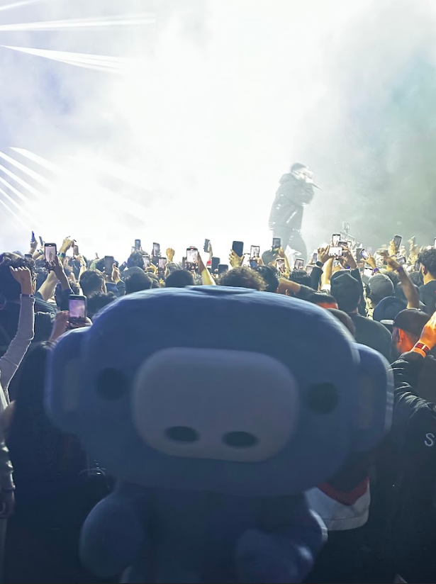 discord's tweet photo. mfrs when you ask them to mute: "oh you can hear that?" https://t.co/zazW8q4JfO