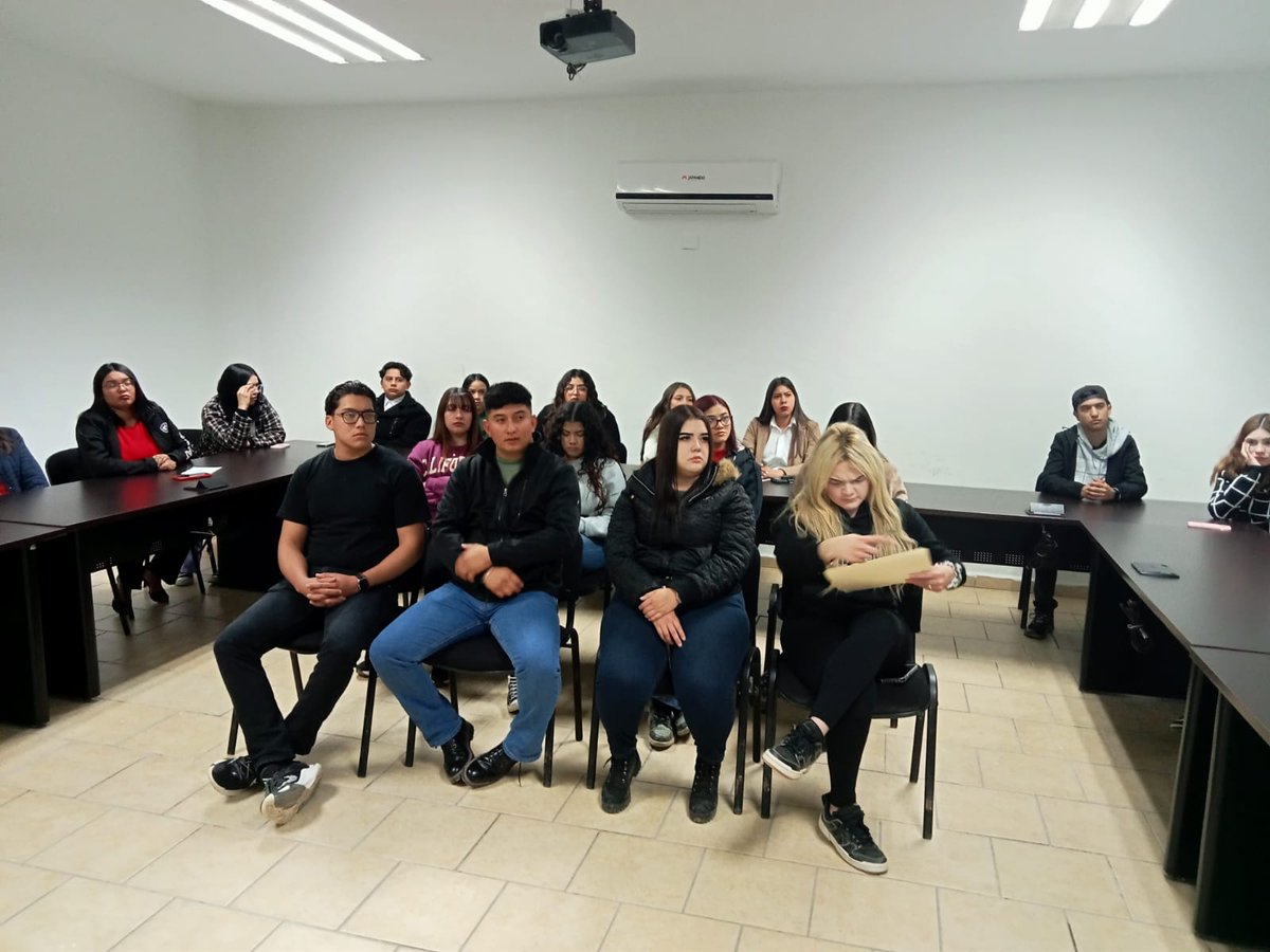 Los estudiantes de <a href="/UNIDEPoficial/">UNIDEP oficial</a> campus #AguaPrieta fueron invitados por personal del #IEESonora para votar este próximo #2dejunio por medio del programa #VotarSíImporta que tiene como objetivo fortalecer los conocimientos de los jóvenes sobre el Proceso Electoral.