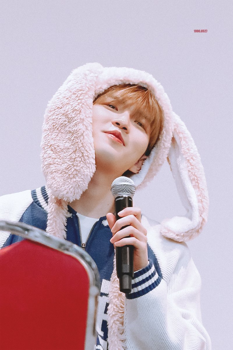 _1996_0527_'s tweet photo. 240223 🐰💗
#김재환 #KIMJAEHWAN https://t.co/NzAJE5ICzJ