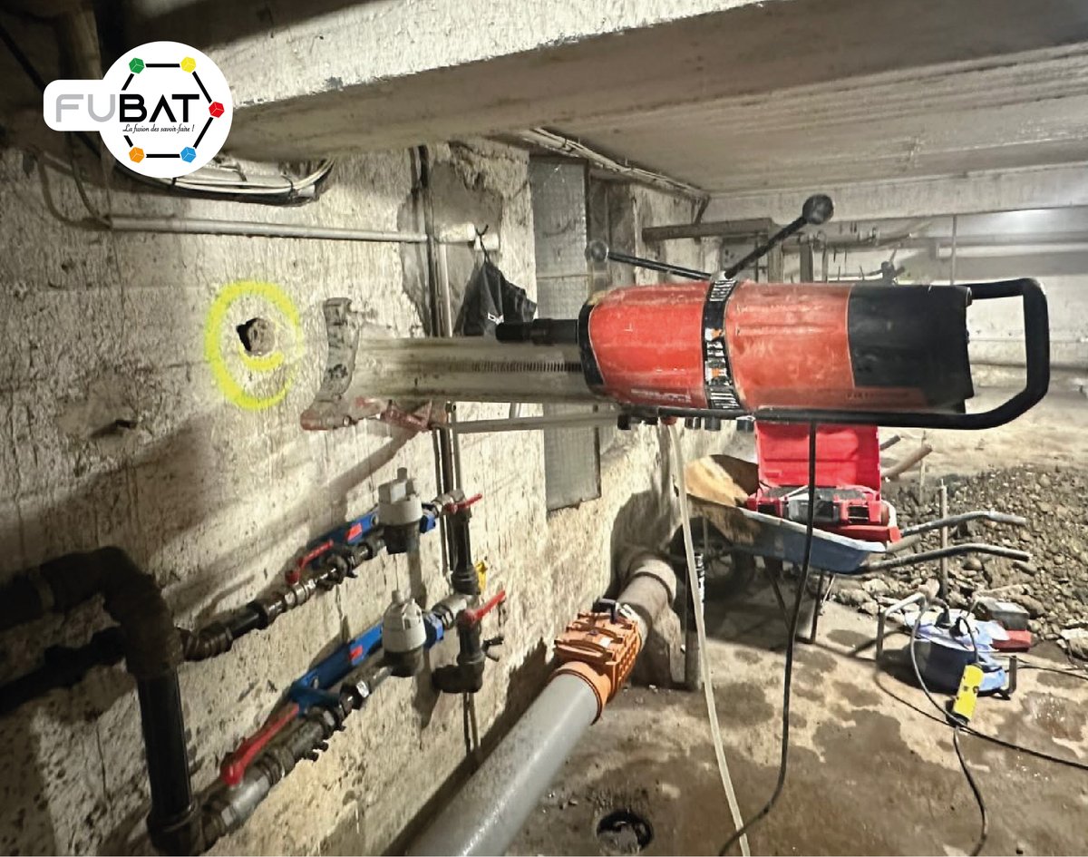 fubat_batiment's tweet image. 🚧 Nouveau chantier ! 🏗️ Notre équipe travaille d'arrache-pied sur un chantier mêlant expertise et ingéniosité. Au programme : sondage structurel, sciage, démolition, terrassement des sols 💪🏽🌟#sondage #sciage #demolition #terrassement #sols #ChantierEnCours #EntrepriseDuBatiment