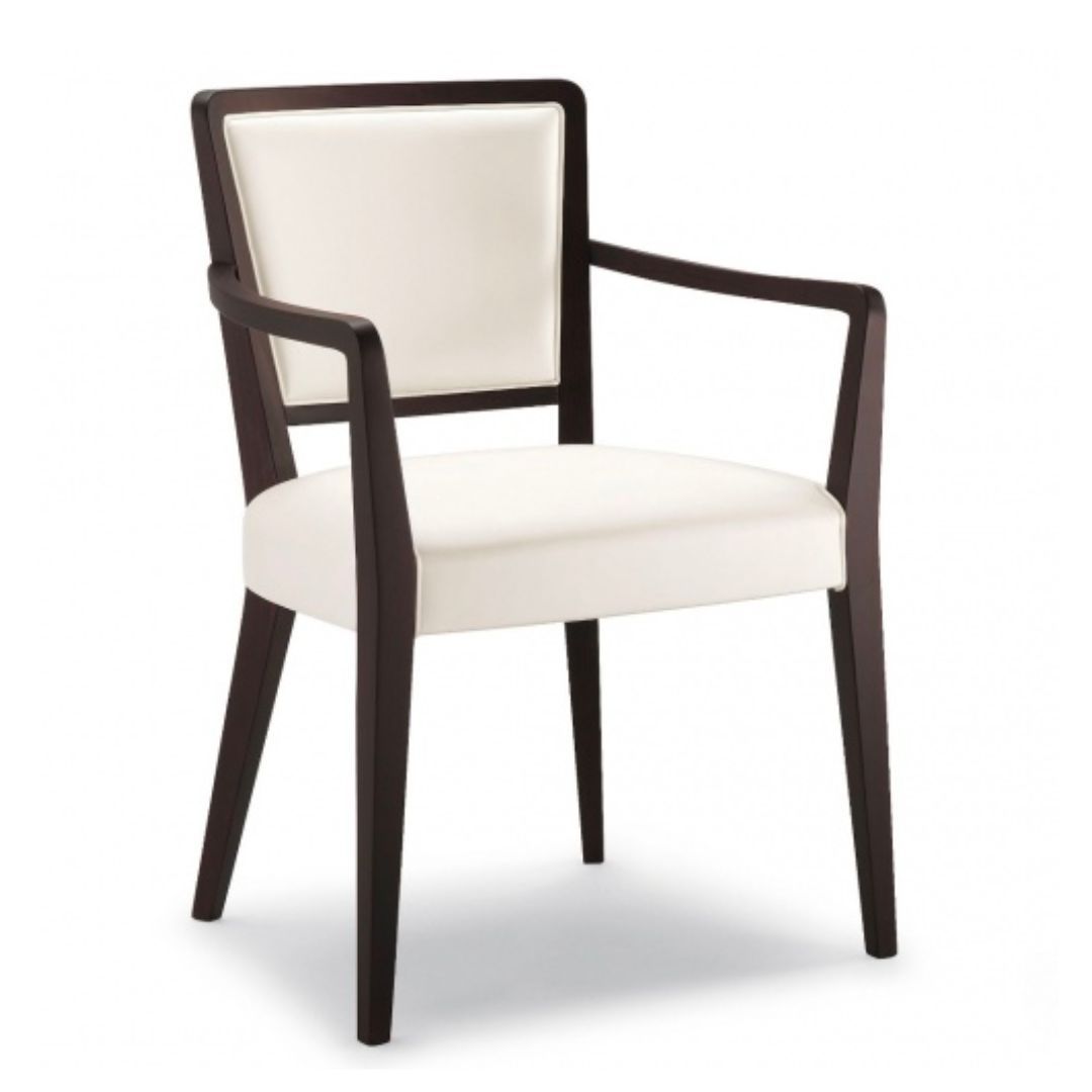 FalconProduct's tweet image. Our new Prato side and armchairs feature a simple, yet elegant design that will enhance any space. Gentle curves paired with soft angles give Prato a unique, eye-catching appeal. Learn more: buff.ly/3ORtFdS 

#falconproducts #commercialseating #contractseating