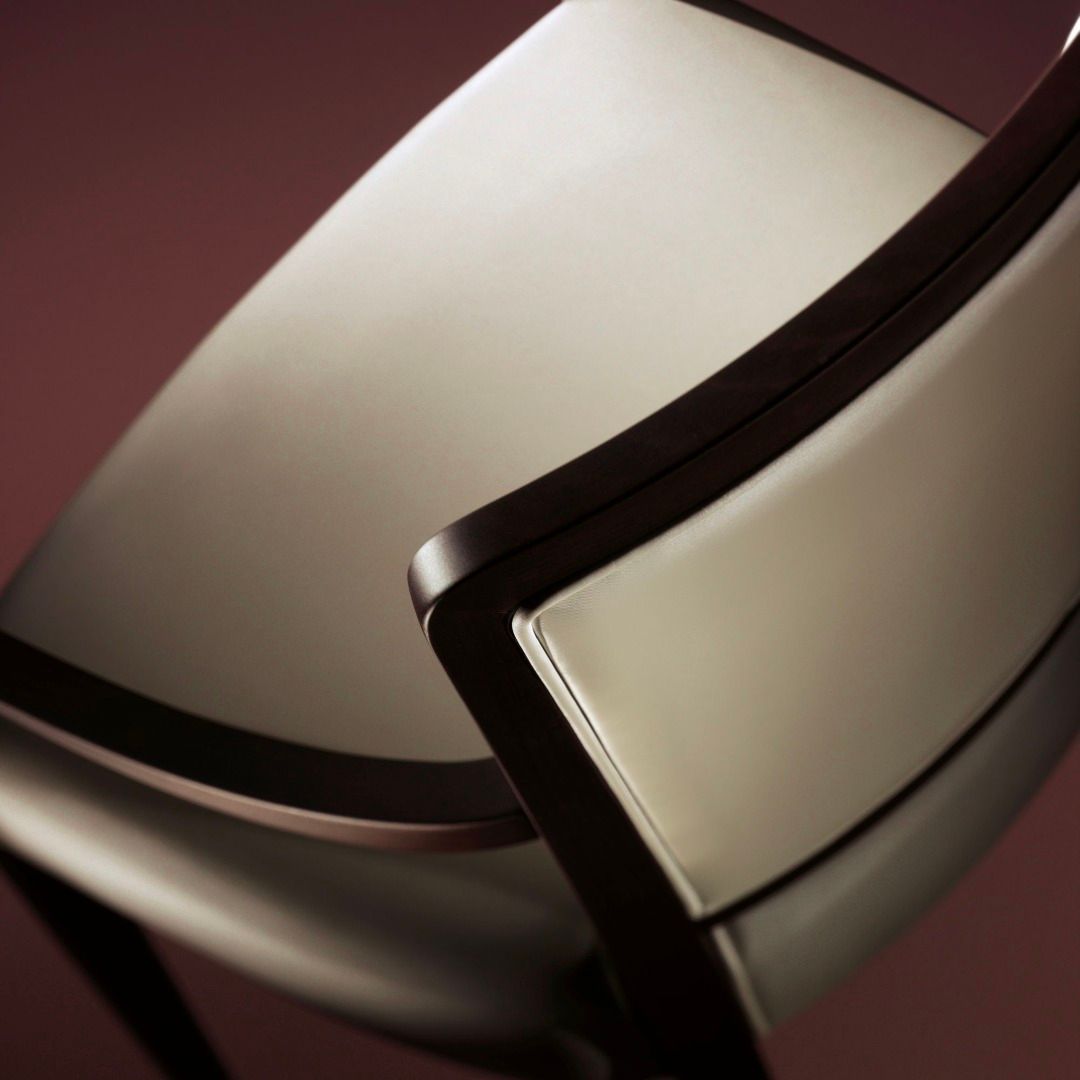 FalconProduct's tweet image. Our new Prato side and armchairs feature a simple, yet elegant design that will enhance any space. Gentle curves paired with soft angles give Prato a unique, eye-catching appeal. Learn more: buff.ly/3ORtFdS 

#falconproducts #commercialseating #contractseating