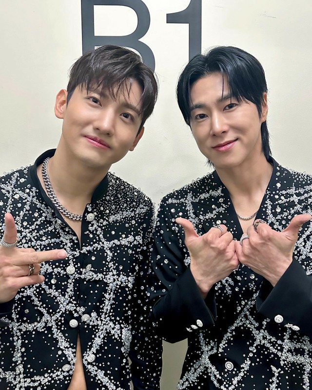 Kkorepo's tweet photo. <トレンドブログ>「#東方神起」#チャンミン、「SMTOWN LIVE」東京ドーム公演を終えて日本のファンに感謝伝える
https://t.co/FGDQNE25jC https://t.co/aNkHQVQ9Gc