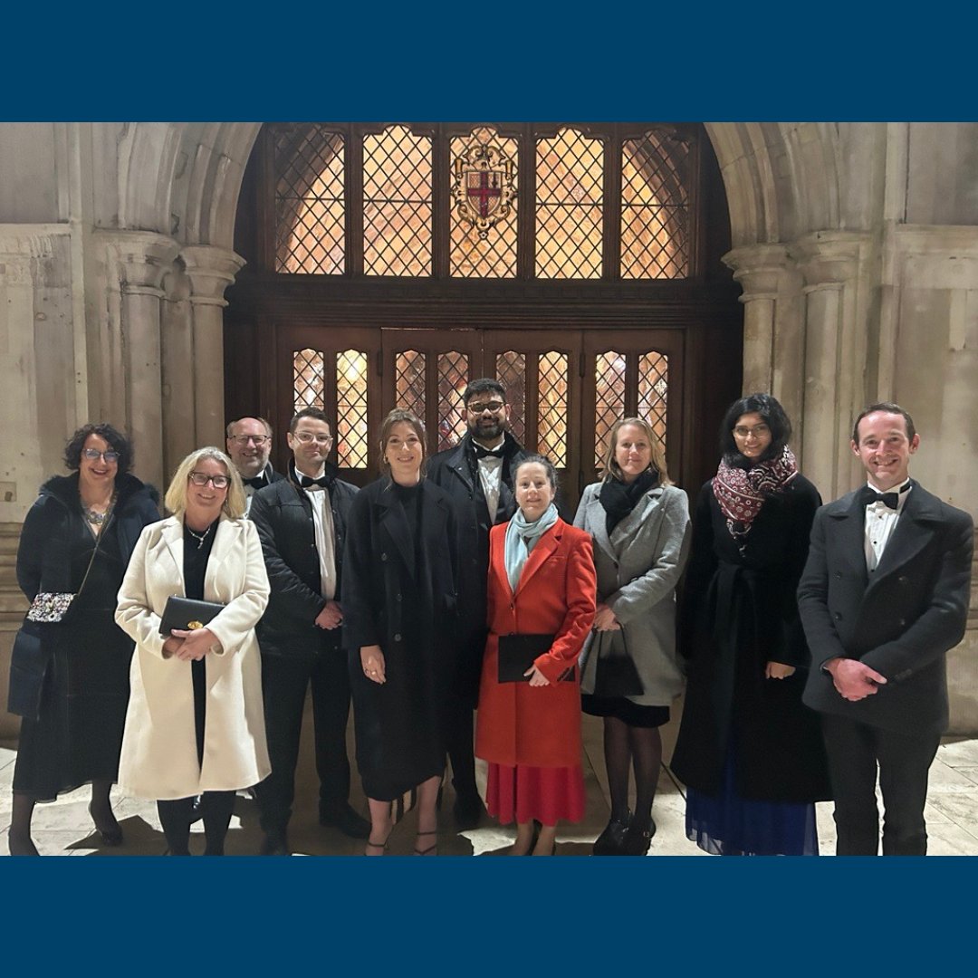 PlumptonCollege's tweet image. What an incredible opportunity for our university students to meet Her Majesty the Queen as we were presented with a prestigious Queen's Anniversary Prize at Buckingham Palace, alongside key members of Plumpton College 🥂 Read more: eu1.hubs.ly/H07M-vs0
@QAprizes #QAPrizes