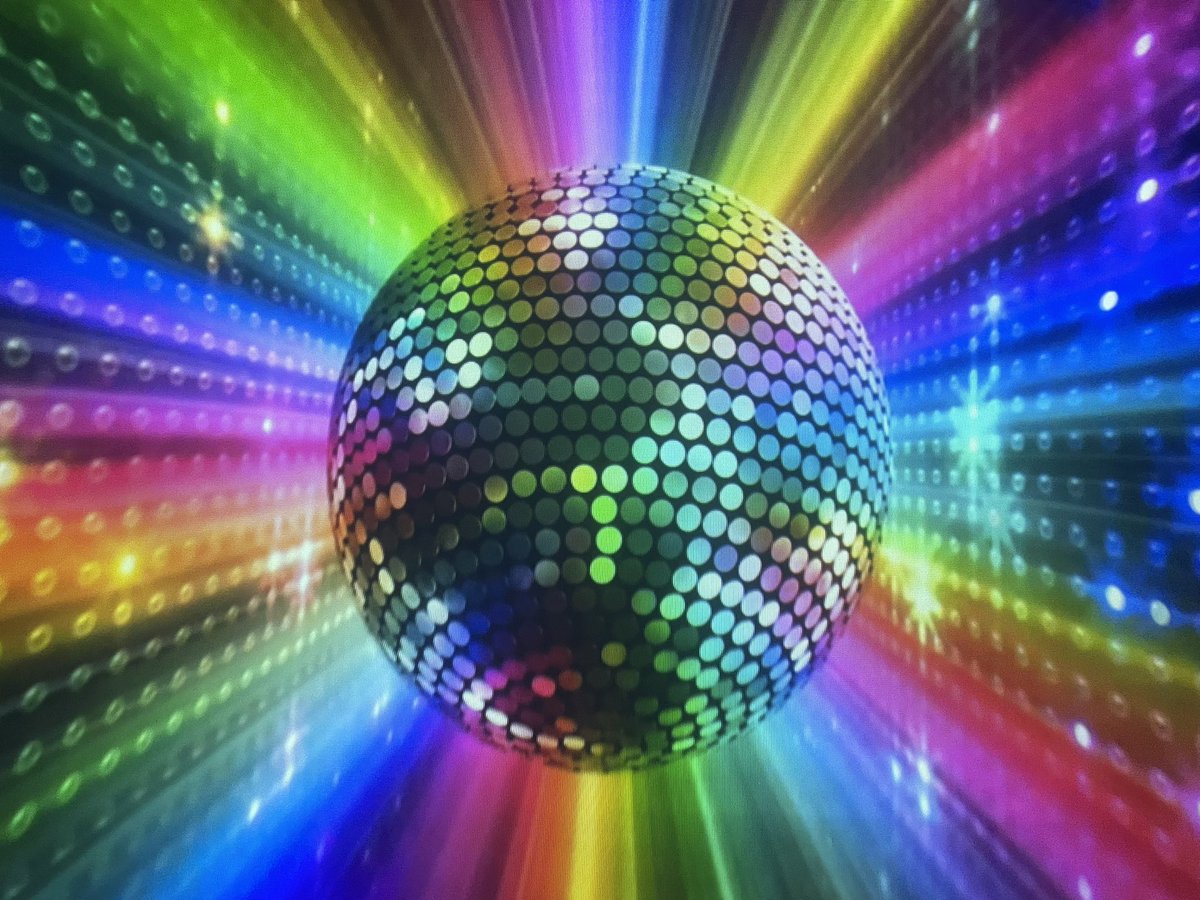 Friends_StMarys's tweet photo. Another fabulous disco for the @StMaryHighGreen children this evening https://t.co/uMEHvqzmnQ