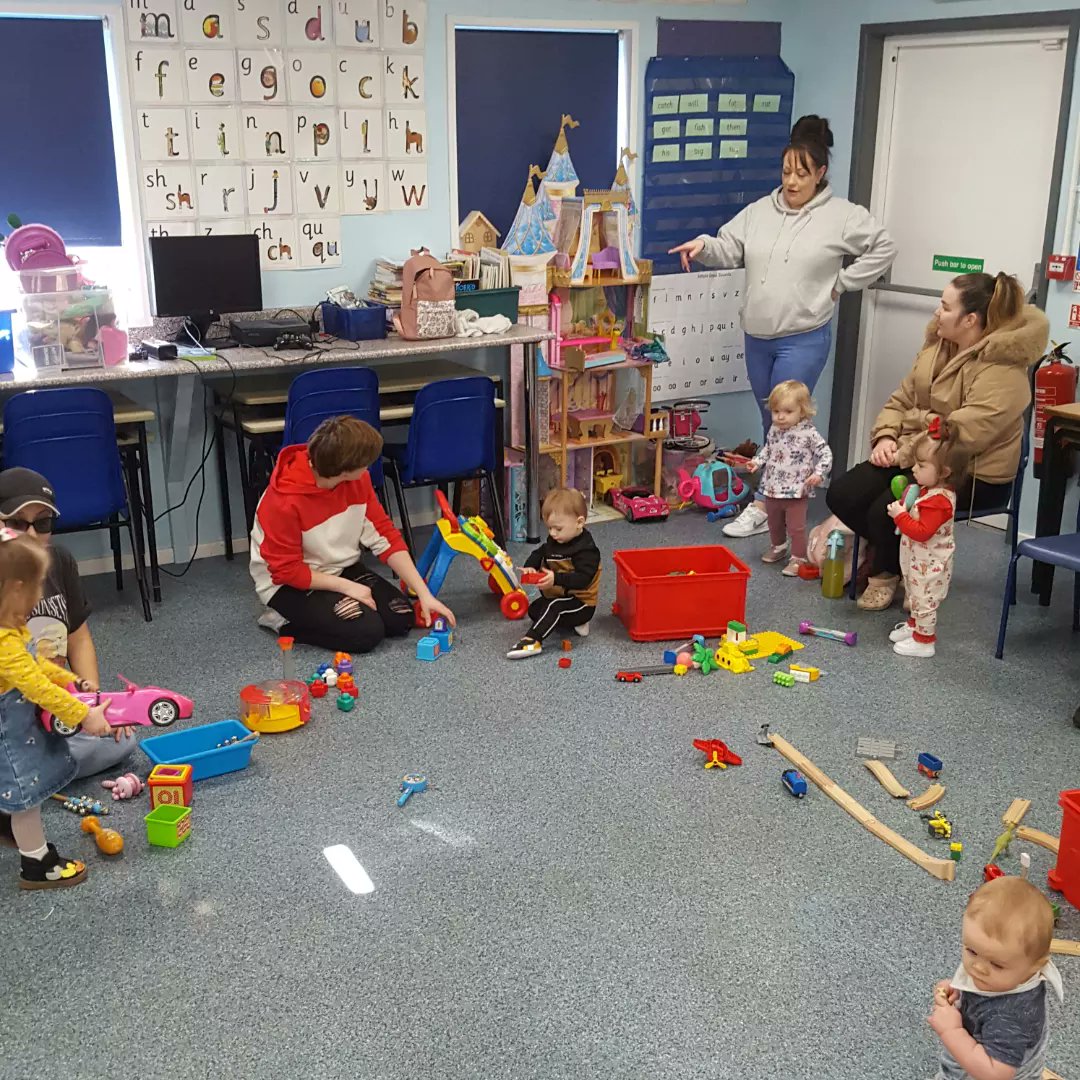 It was lovely to be back at St. Anthony's school for our Stay and Play session this morning. We run these sessions every Friday at 10am, suitable for 0-4 year olds. @evergreen_hub @colebridgetrust @solihullcouncil #familyhubs #family #stayandplay #kingshurst