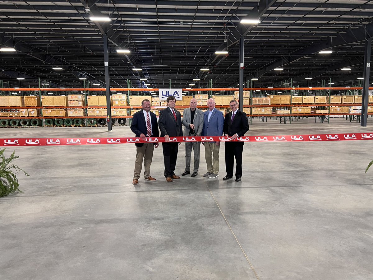 RepDaleStrong's tweet photo. Congratulations to @ulalaunch on today’s ribbon cutting for their new facilities to support #VulcanRocket in Decatur! The Vulcan era will have a profound impact on our country's national security and commercial launch market. #MadeinAL https://t.co/UKZBY7JtGH