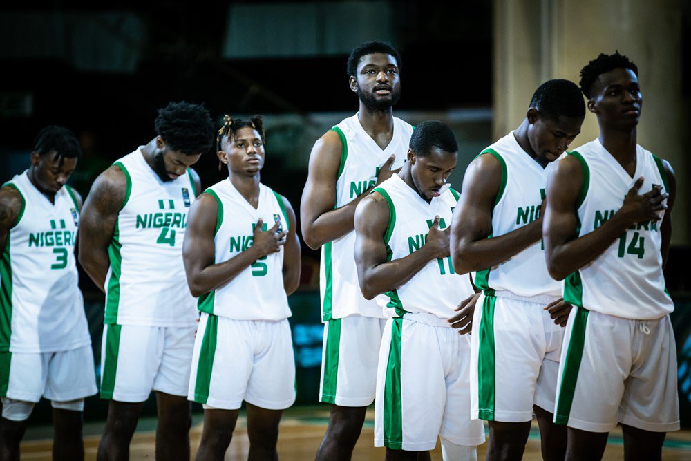 IntelRegion's tweet photo. Nigerian D’Tigers Make U-turn On Afrobasket Withdrawal, Arrive in Tunisia For Tournament

Nigeria’s D’Tigers have arrived in Tunisia for their opening game in the 2025 FIBA Afrobasket qualification tournament. 

Their arrival was announced via a short clip on the team’s official X account. 

Initially, the team withdrew from the qualifiers due to a lack of government funding, with reports suggesting players hadn't received flight tickets. 

However, after intervention from the Minister of Sports, arrangements were made for Nigeria's participation. 

The tournament organizers also adjusted D’Tigers’ first game from 2 pm to 8 pm. 

The Nigeria Basketball Federation (NBBF) has now released the roster of participating players.