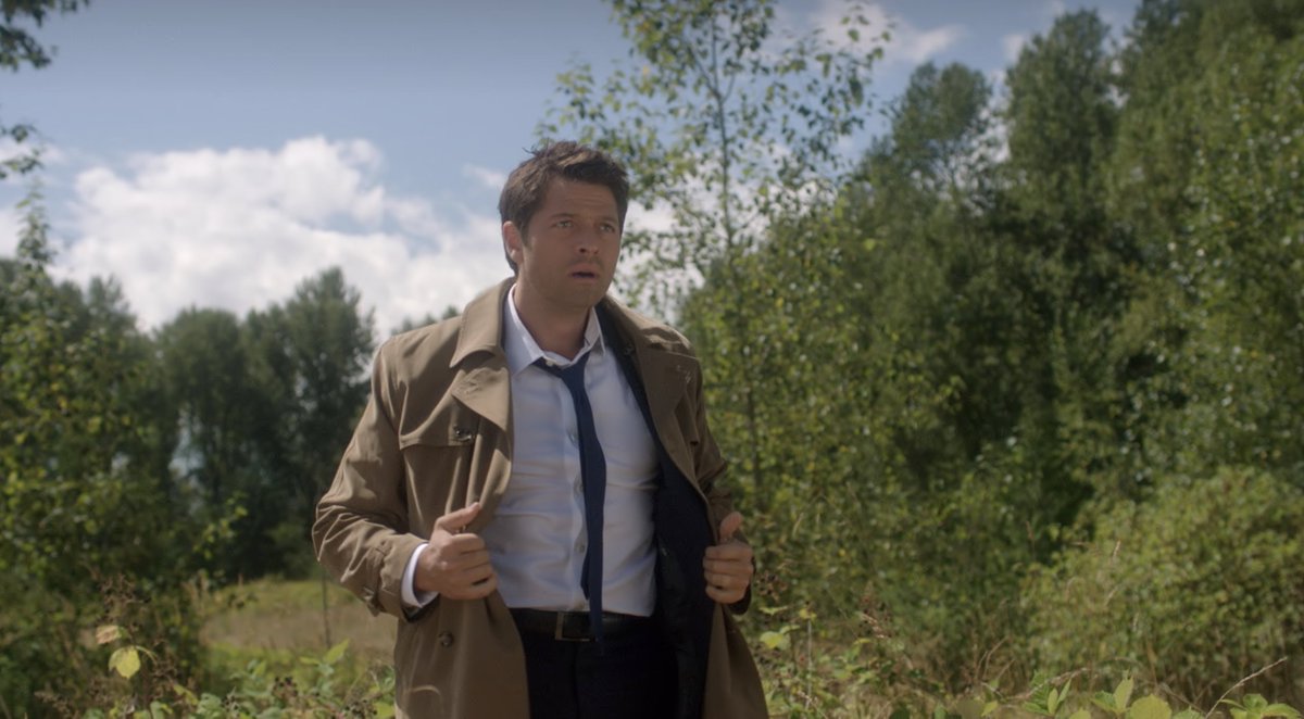 deancasdenver's tweet image. when my time comes around
lay me gently in the cold dark earth
no grave can hold my body down
i’ll crawl home to her