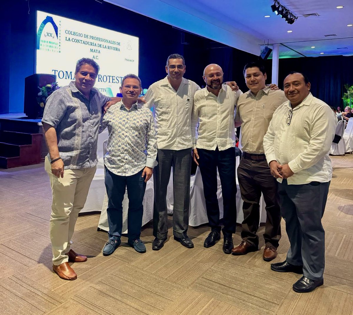 Lenin Amaro B. tweet media