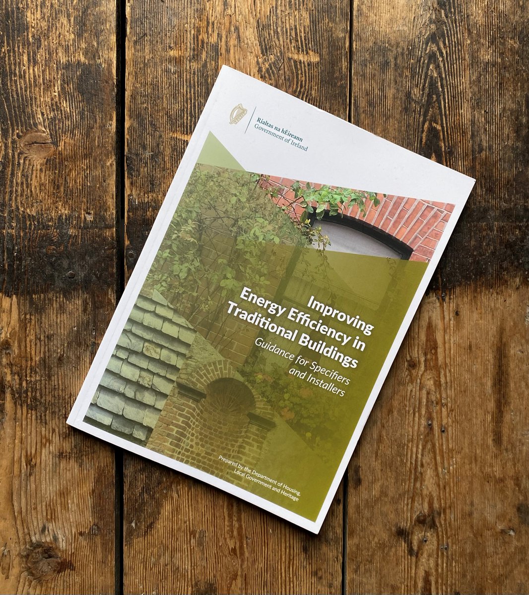 The Government's new 'Improving Energy Efficiency in Traditional Buildings, Guidance for Specifiers and Installers' has been launched. It provides clear information on the appropriate upgrade of Ireland's historic buildings. It can be downloaded for free: gov.ie/en/publication…